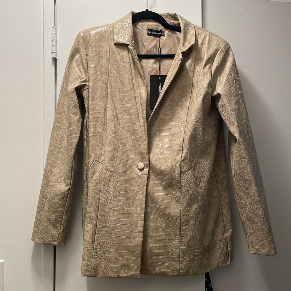 Cream croc oversized pu blazer - nwt